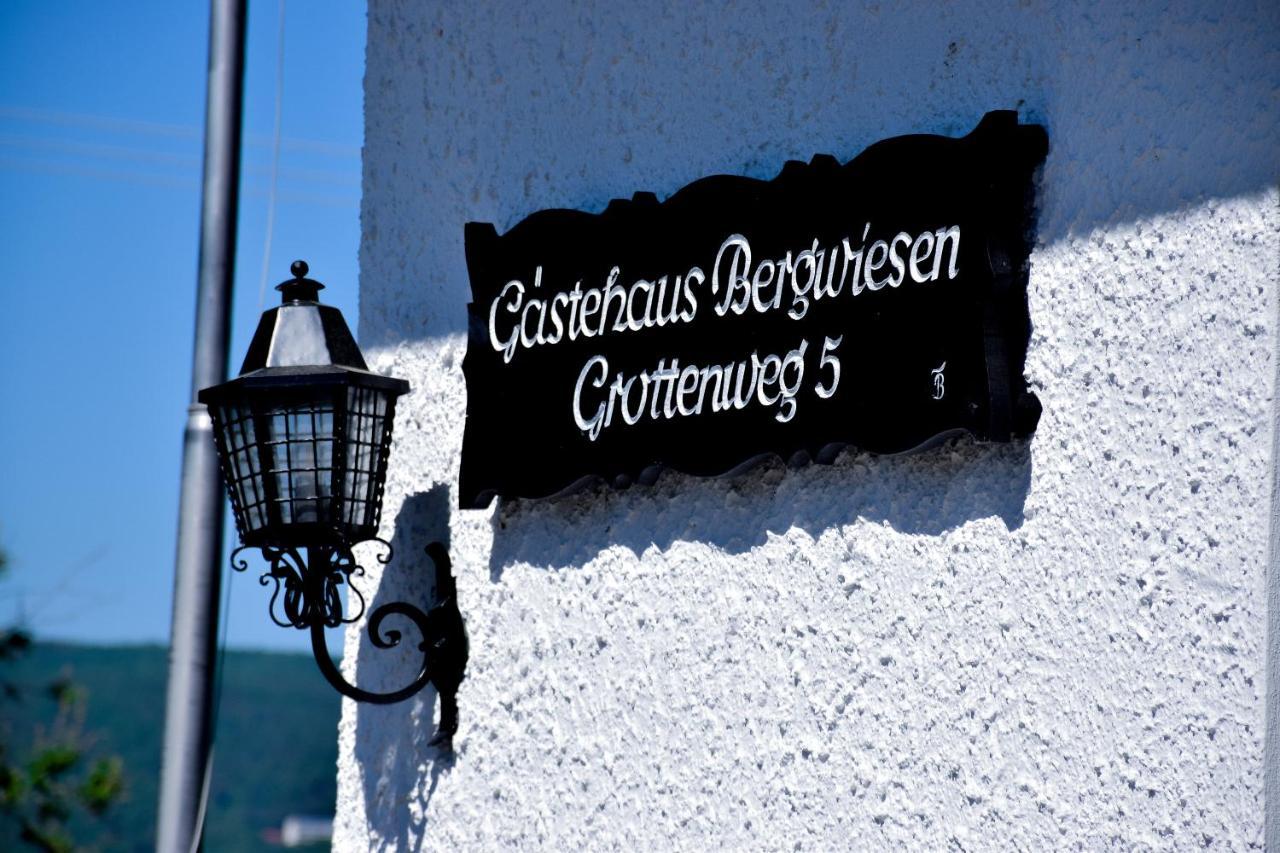 Hotel Bergwiesen - Zimmer Mit Balkon Oder Terasse Lohr am Main Luaran gambar